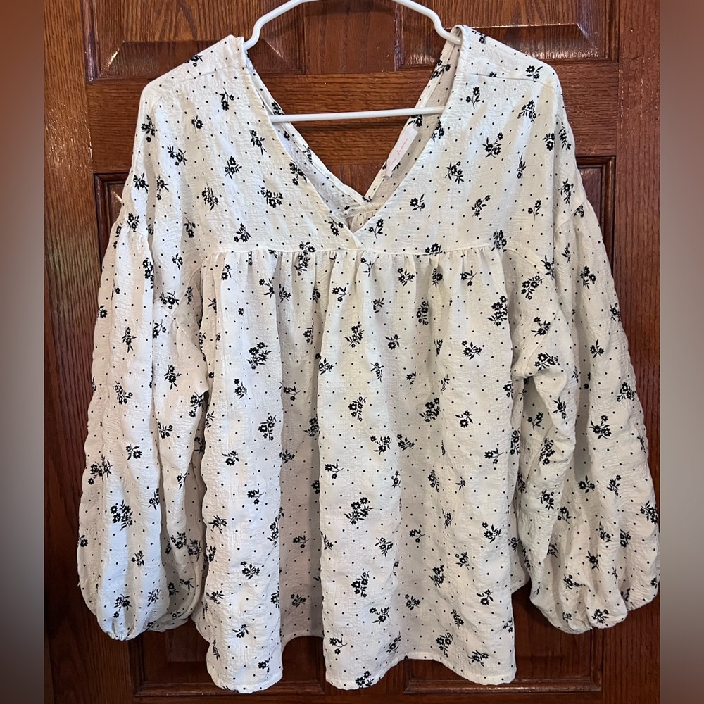 Ceo Femme Floral V Neck Pullover
